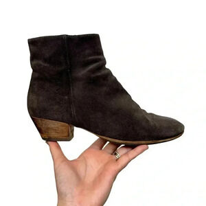 Woman by Common Projects Suede Zipper Ankle Boots in Charcoal Sz:39